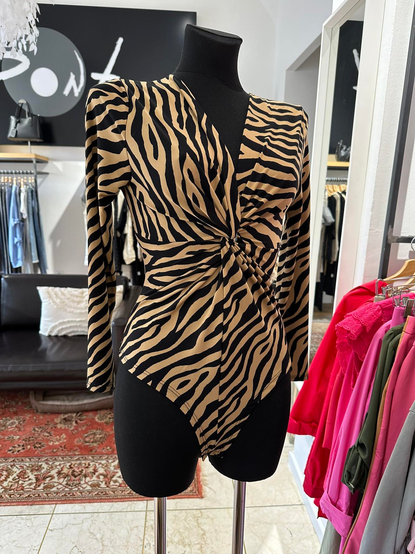 Zebra mintás body